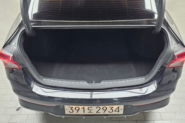 2022 Kia K5 с пробегом 130 327 км