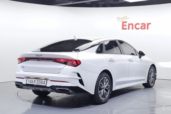 2022 Kia K5 с пробегом 76 613 км