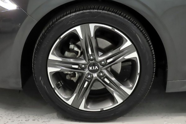 2021 Kia K5 с пробегом 71 993 км