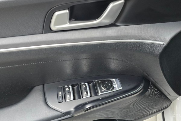 2022 Kia K5 с пробегом 100 405 км