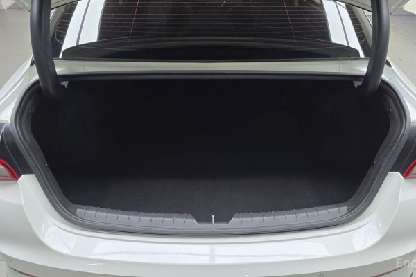 2022 Kia K5 с пробегом 100 405 км