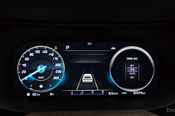 2021 Kia K5 с пробегом 37 274 км