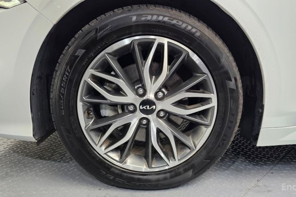 2022 Kia K5 с пробегом 76 613 км