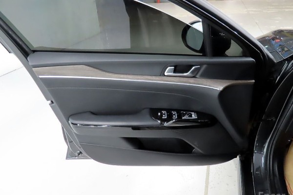 2021 Kia K5 с пробегом 71 993 км