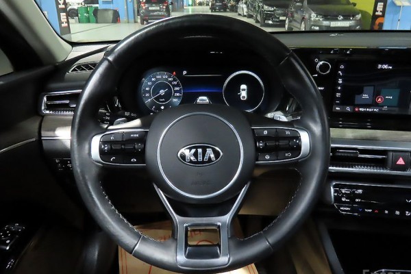 2021 Kia K5 с пробегом 71 993 км