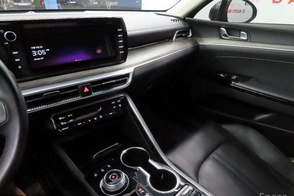 2021 Kia K5 с пробегом 71 993 км