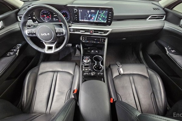 2022 Kia K5 с пробегом 61 684 км