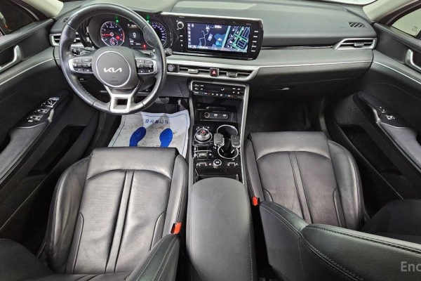 2022 Kia K5 с пробегом 76 613 км