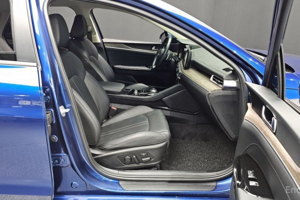 2021 Kia K5 с пробегом 37 274 км