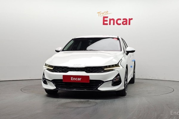 2022 Kia K5 с пробегом 76 253 км