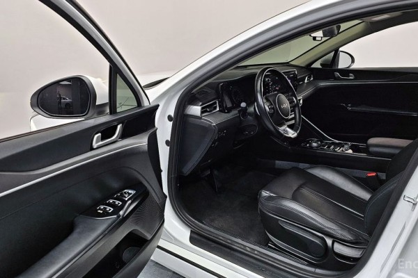 2022 Kia K5 с пробегом 63 521 км