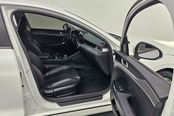 2022 Kia K5 с пробегом 47 552 км