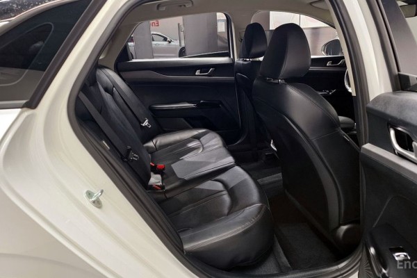 2022 Kia K5 с пробегом 63 521 км