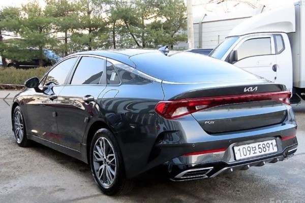 2022 Kia K5 с пробегом 32 651 км