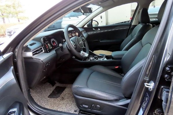 2022 Kia K5 с пробегом 32 651 км