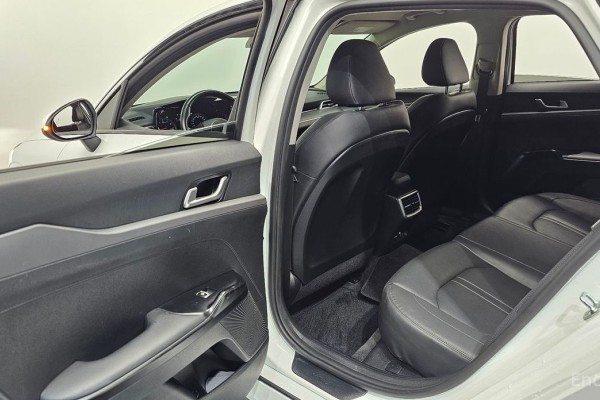 2022 Kia K5 с пробегом 76 613 км