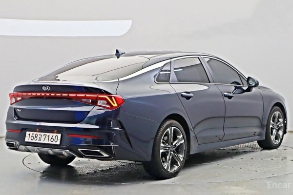 2021 Kia K5 с пробегом 54 391 км