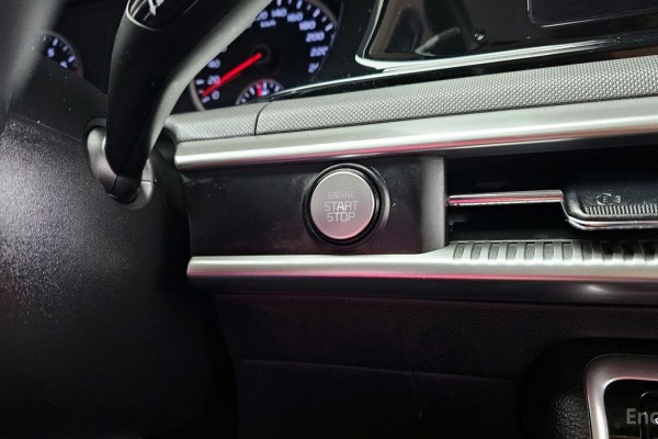 2022 Kia K5 с пробегом 63 521 км