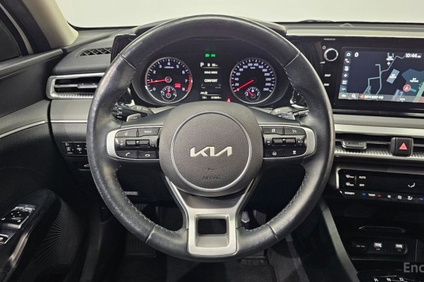 2022 Kia K5 с пробегом 61 684 км