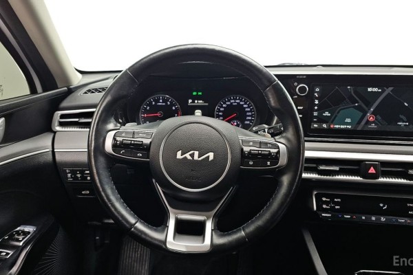 2022 Kia K5 с пробегом 76 253 км