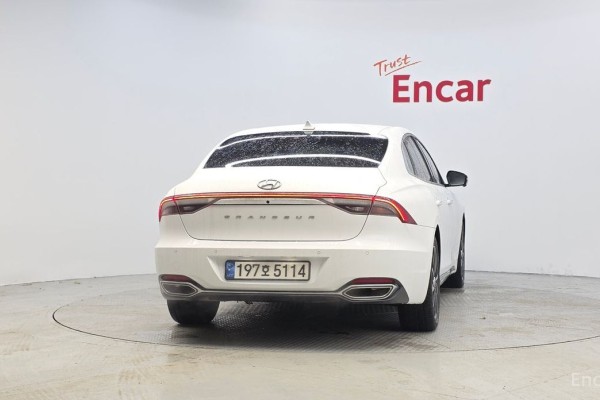 2022 Hyundai Grandeur с пробегом 47 938 км