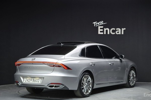 2021 Hyundai Grandeur с пробегом 67 242 км