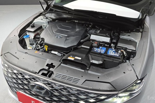 2021 Hyundai Grandeur с пробегом 67 242 км