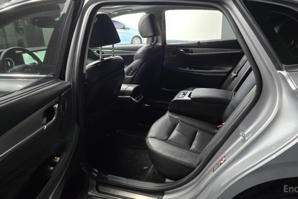 2021 Hyundai Grandeur с пробегом 67 242 км