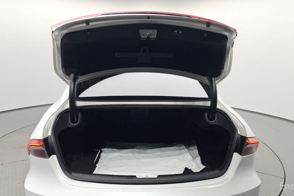 2022 Hyundai Grandeur с пробегом 70 495 км