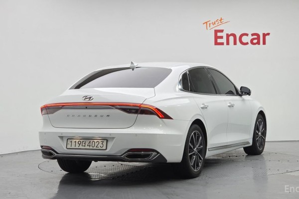 2022 Hyundai Grandeur с пробегом 112 952 км