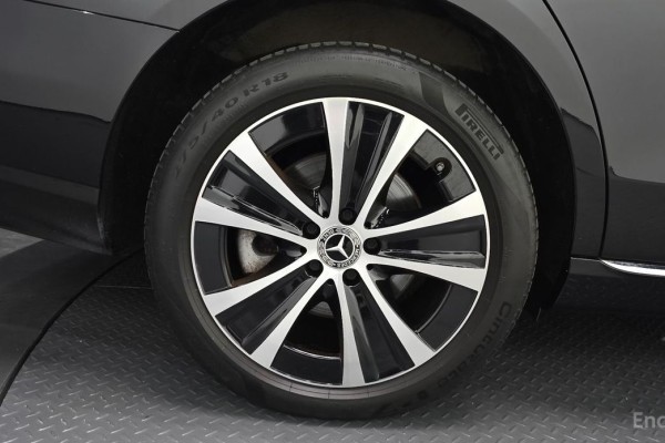 2021 Mercedes-Benz E-Класс с пробегом 121 704 км