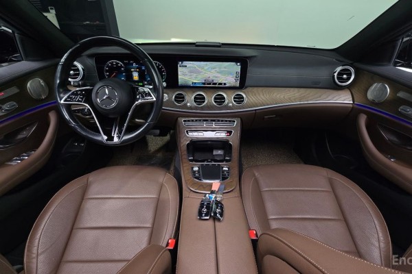 2021 Mercedes-Benz E-Класс с пробегом 121 704 км