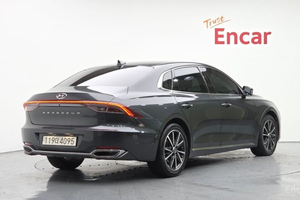 2022 Hyundai Grandeur с пробегом 111 957 км