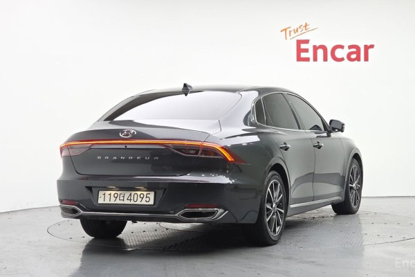 2022 Hyundai Grandeur с пробегом 111 957 км