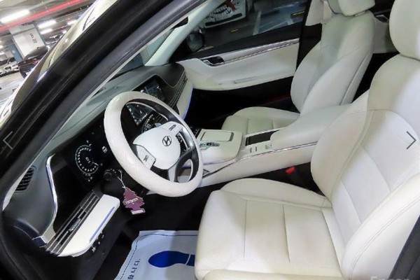 2022 Hyundai Grandeur с пробегом 42 118 км