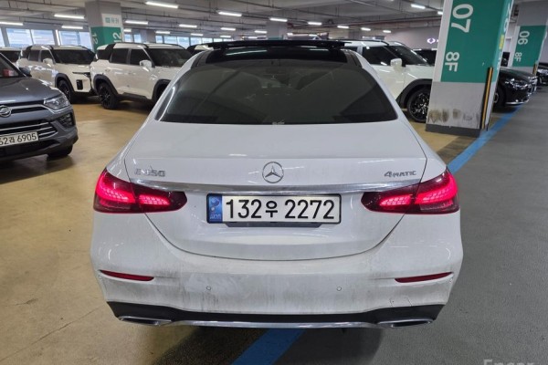 2022 Mercedes-Benz E-Класс с пробегом 46 679 км