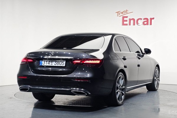 2022 Mercedes-Benz E-Класс с пробегом 117 389 км