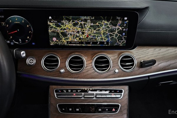 2021 Mercedes-Benz E-Класс с пробегом 46 067 км