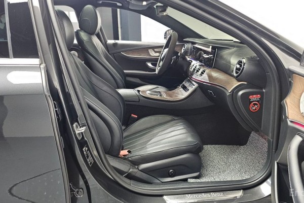 2022 Mercedes-Benz E-Класс с пробегом 117 389 км