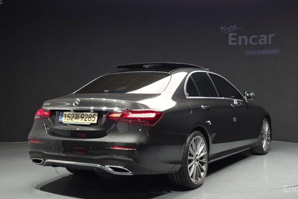 2022 Mercedes-Benz E-Класс с пробегом 47 264 км