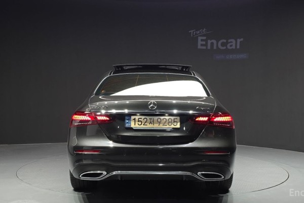 2022 Mercedes-Benz E-Класс с пробегом 47 264 км