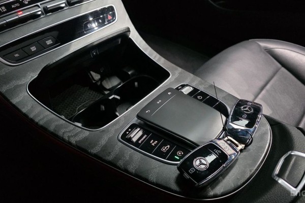 2022 Mercedes-Benz E-Класс с пробегом 47 264 км