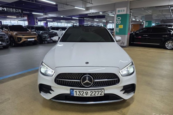 2022 Mercedes-Benz E-Класс с пробегом 46 679 км
