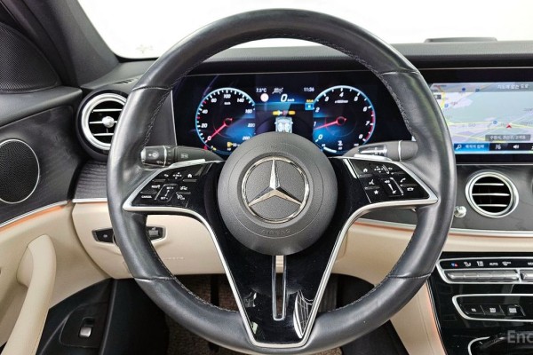 2022 Mercedes-Benz E-Класс с пробегом 62 753 км