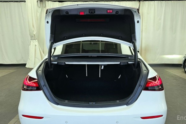 2022 Mercedes-Benz E-Класс с пробегом 62 753 км