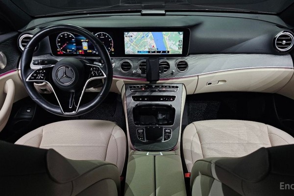 2022 Mercedes-Benz E-Класс с пробегом 40 269 км