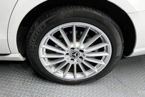 2021 Mercedes-Benz E-Класс с пробегом 52 427 км