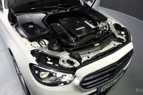 2021 Mercedes-Benz E-Класс с пробегом 52 427 км