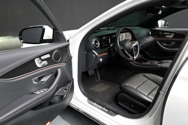 2021 Mercedes-Benz E-Класс с пробегом 52 427 км