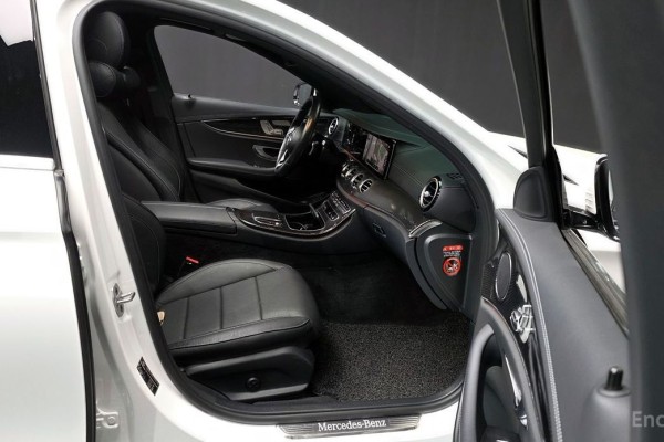 2021 Mercedes-Benz E-Класс с пробегом 52 427 км